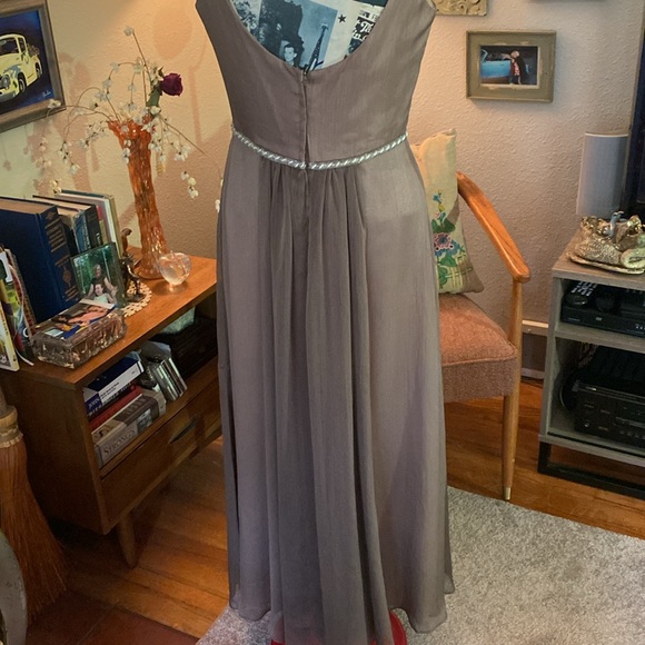 Special occasion Maxi dress. - Picture 4 of 7